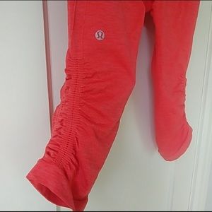 Lululemon In the Flow crop legging